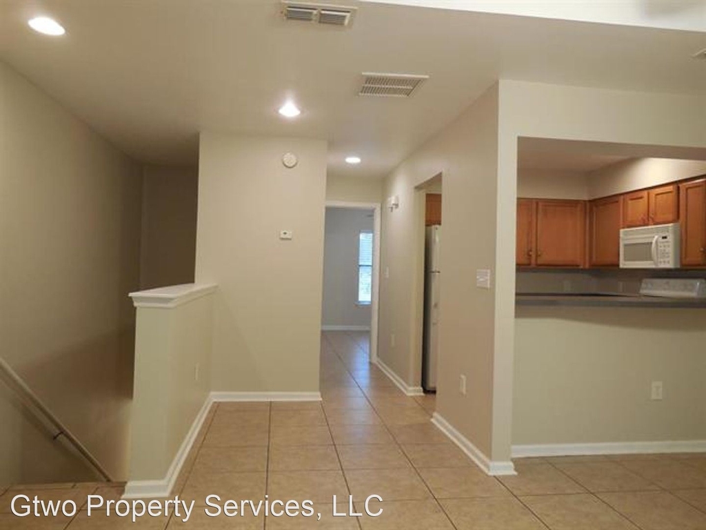 741 White Drive Unit 32 - Photo 2