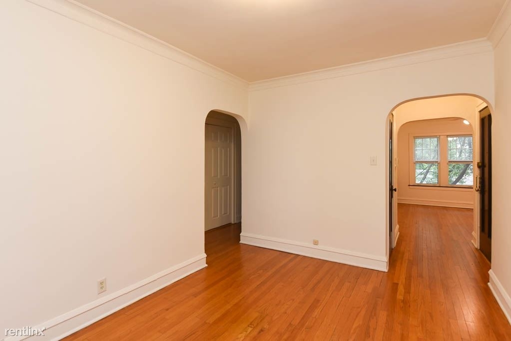 2848 W. Cullom, Unit 2 - Photo 12