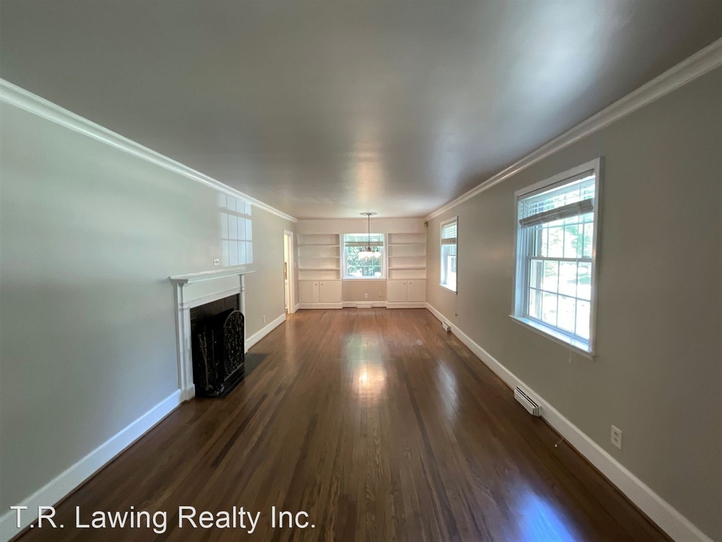 4501 Barwick Road - Photo 1