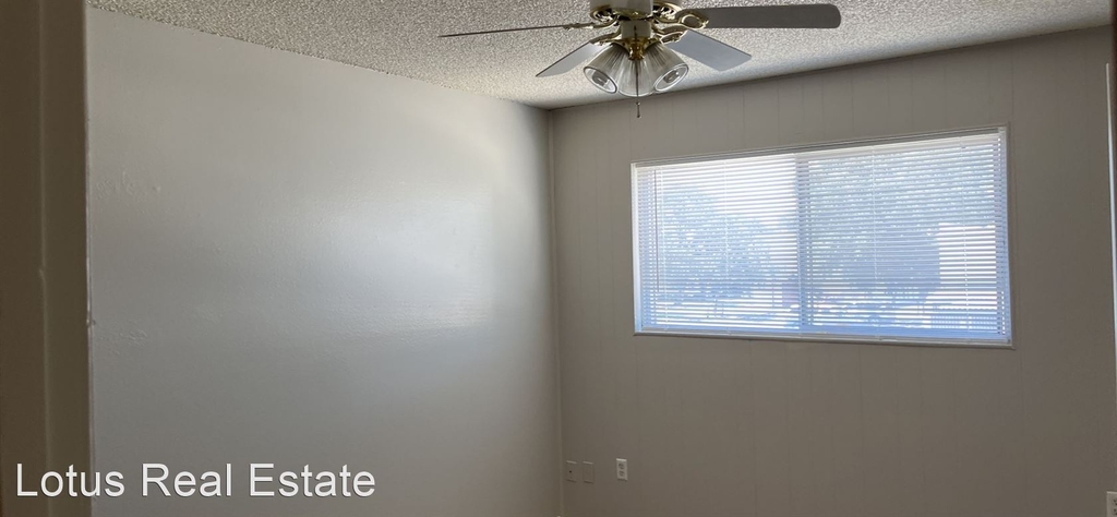 2022 W Highland Avenue - Photo 32