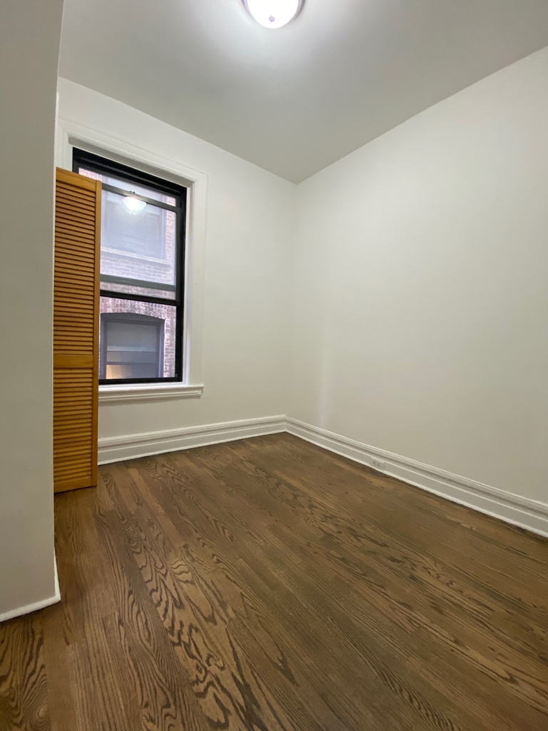 GORGEOUS 4 BED IN MORNINGSIDE HEIGHTS*** - Photo 2