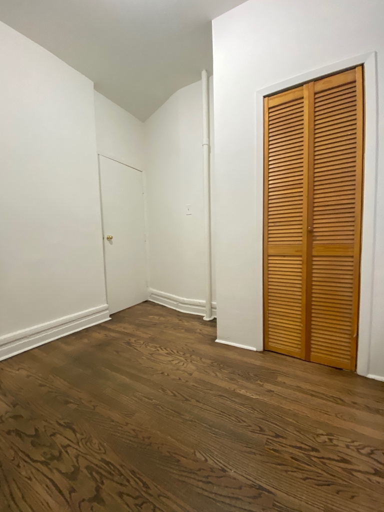 GORGEOUS 4 BED IN MORNINGSIDE HEIGHTS*** - Photo 3