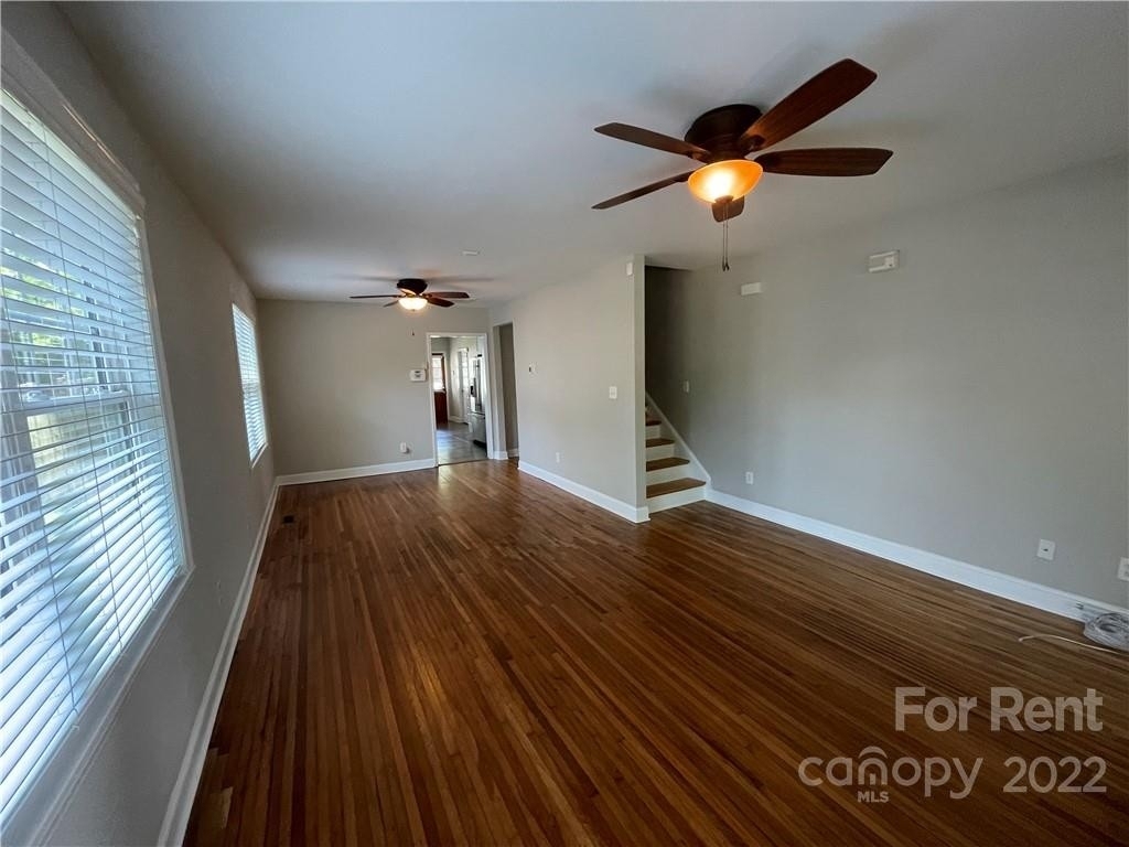 1819 Mecklenburg Avenue - Photo 1