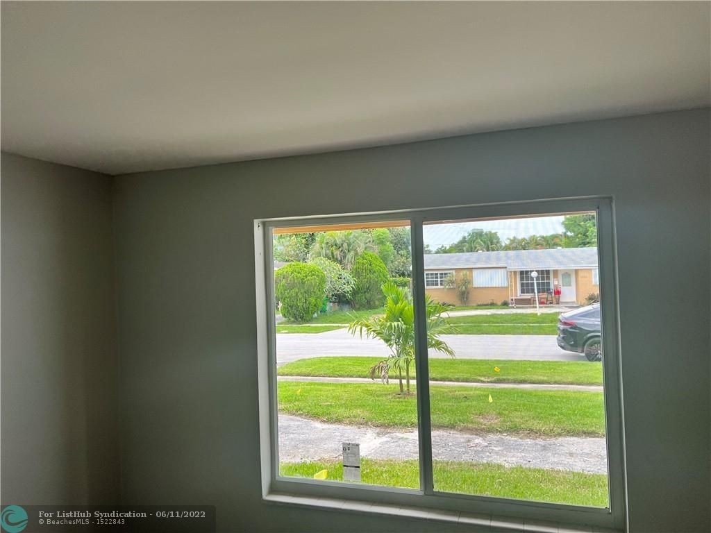 6281 Nw 14th Ct - Photo 5