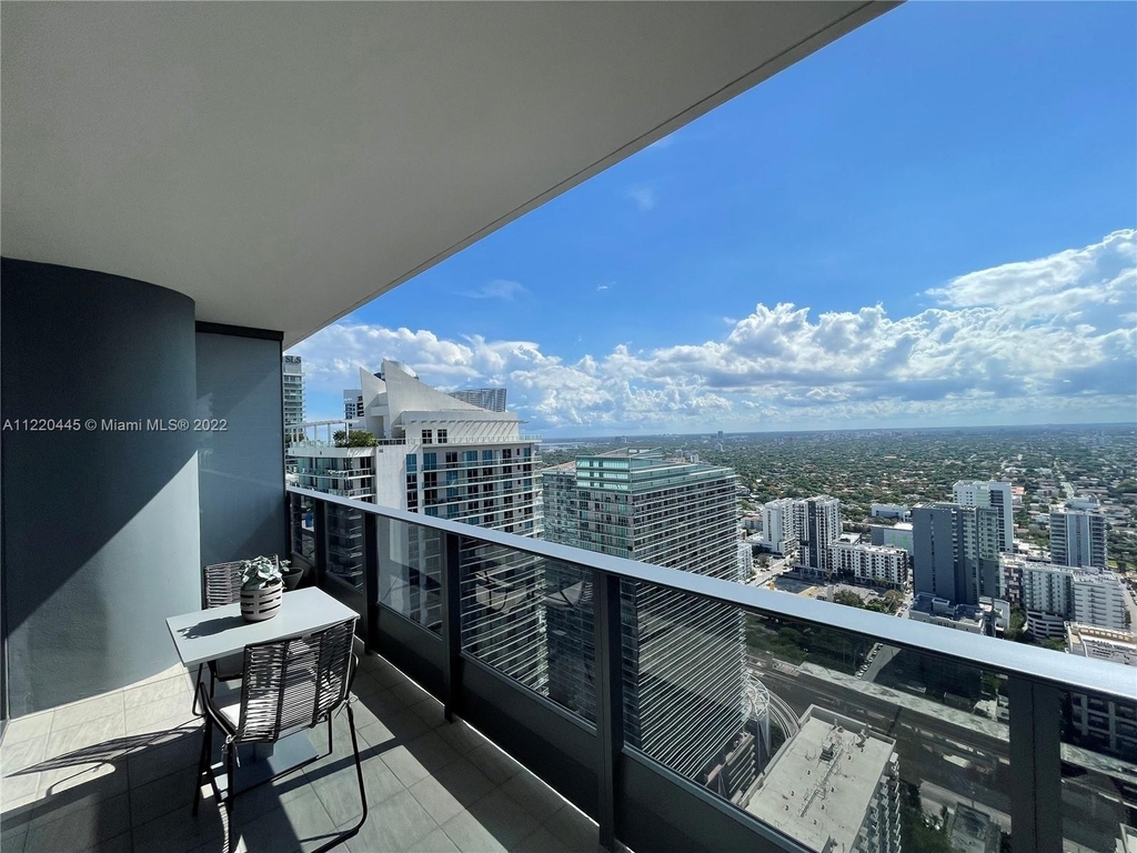 1000 Brickell Plaza - Photo 5