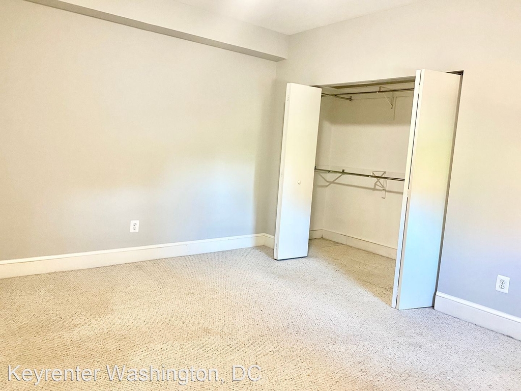3010 Wisconsin Ave, Nw Unit 105 - Photo 20