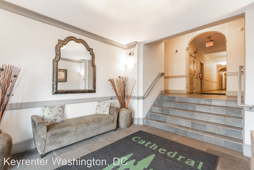 3010 Wisconsin Ave, Nw Unit 105 - Photo 9