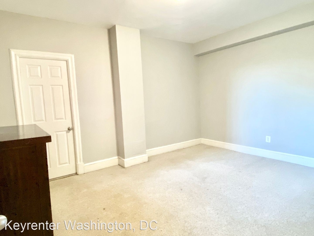 3010 Wisconsin Ave, Nw Unit 105 - Photo 21