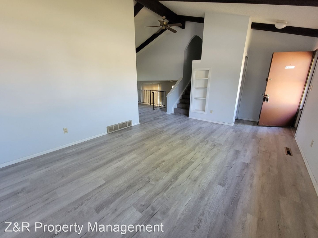 4075 Harbor Place - Photo 6