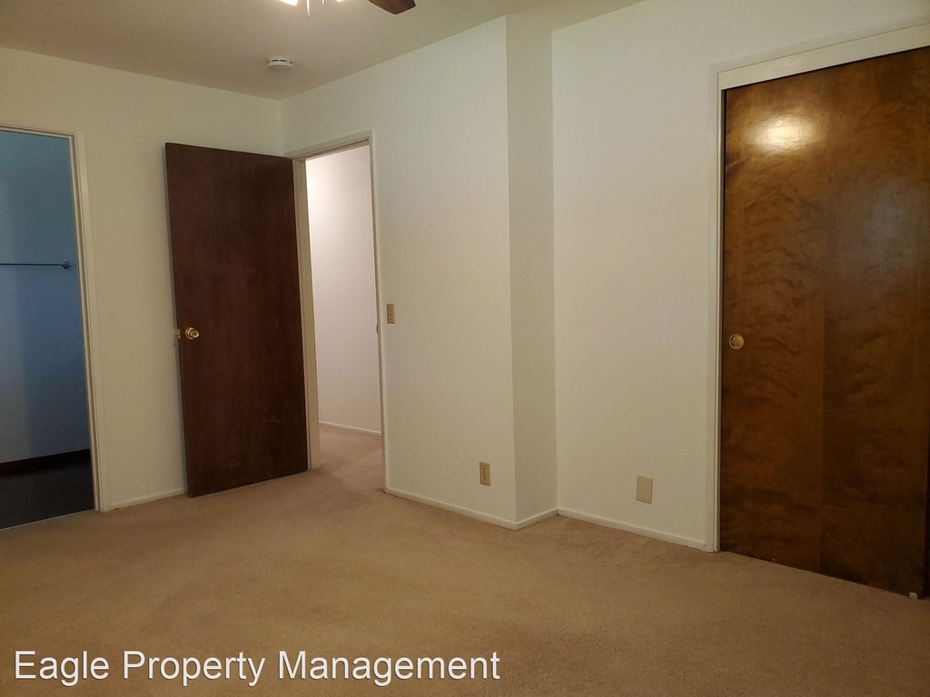 9030 Alder Ave - Photo 18