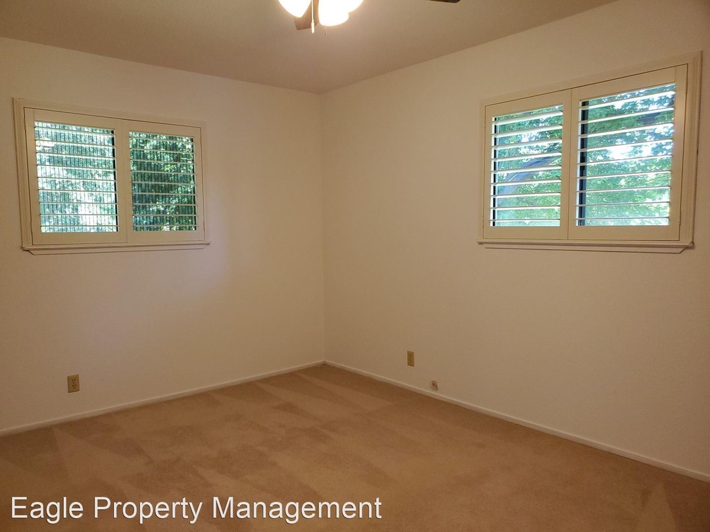 9030 Alder Ave - Photo 17