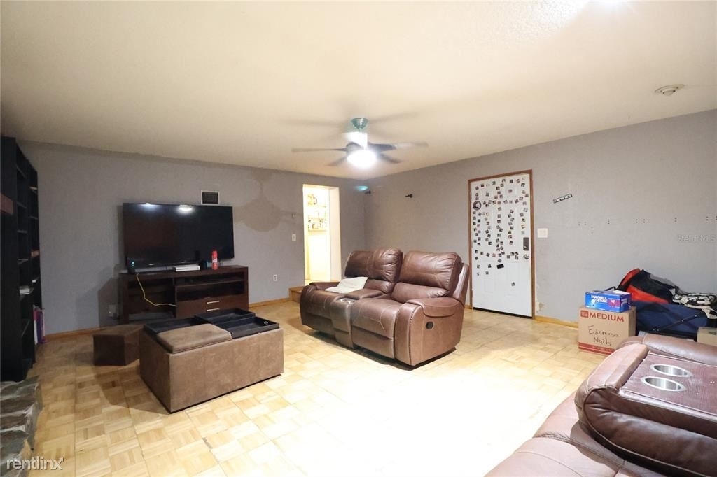 8501 59th Ln N - Photo 6