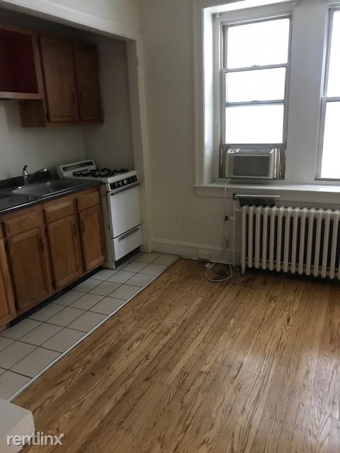 1307 Spruce Street 1f - Photo 0