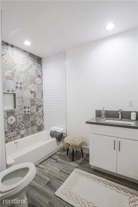 2203 W 75th St Master Suite - Photo 5