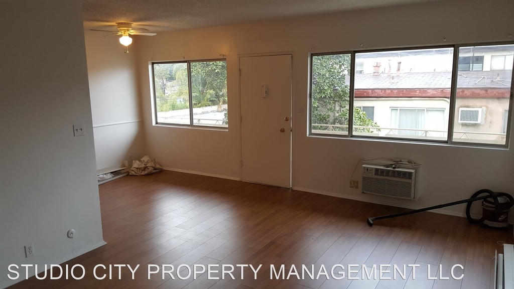 4901 Laurel Canyon Blvd. - Photo 14