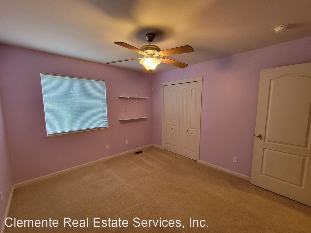 7490 Willowind Drive - Photo 15