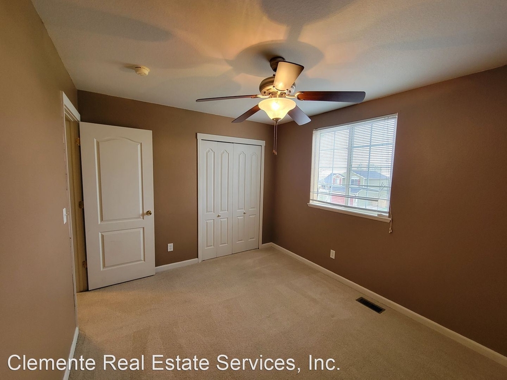 7490 Willowind Drive - Photo 13