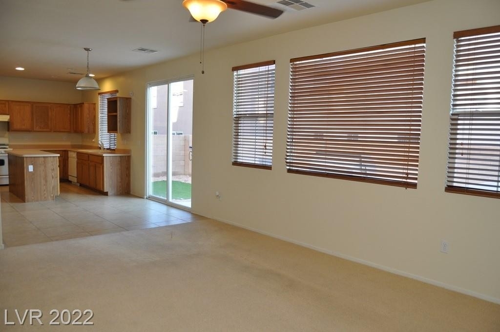 3405 Sunrise Rose Avenue - Photo 11