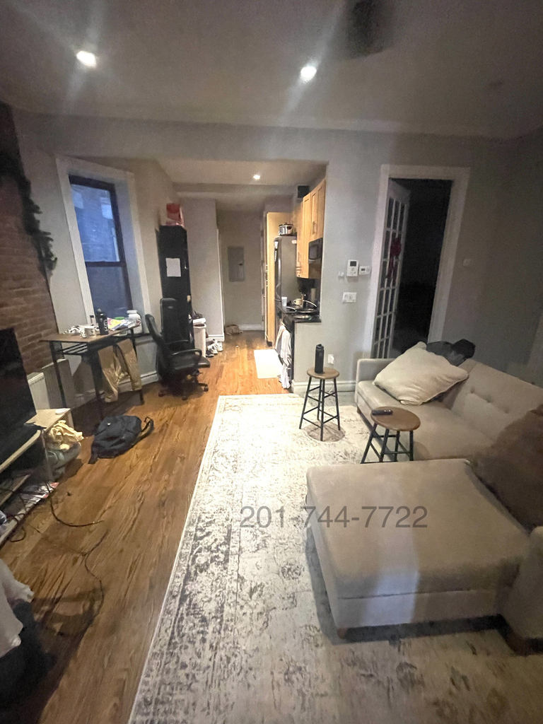 452 West 50th Street - Photo 1