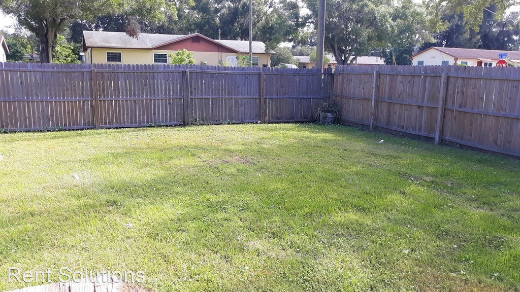 7621 46th Way N - Photo 10