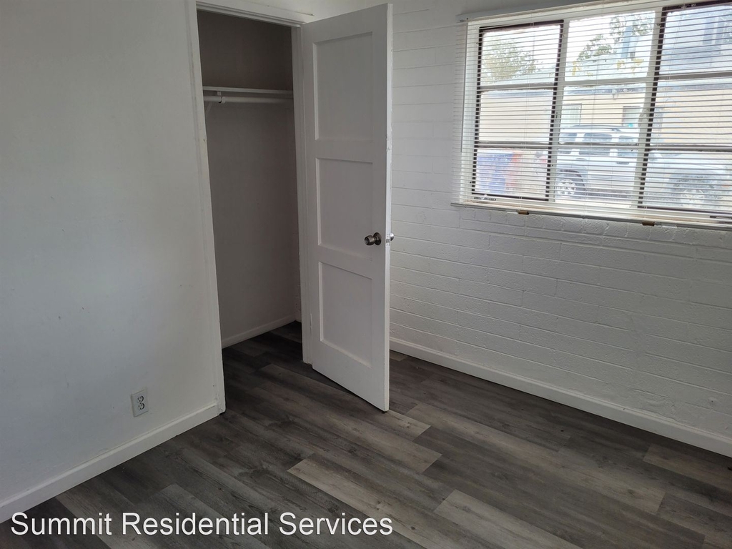 2733- 2735 S Sunland Vista - Photo 2