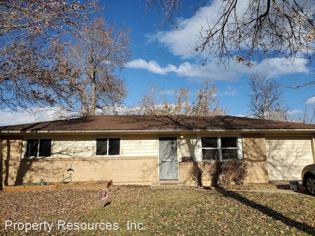 3215 Moorhead - Photo 0