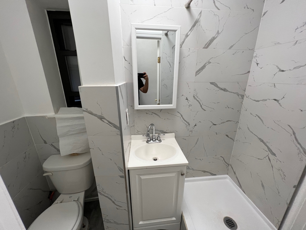 438 East 75th Street - Photo 6