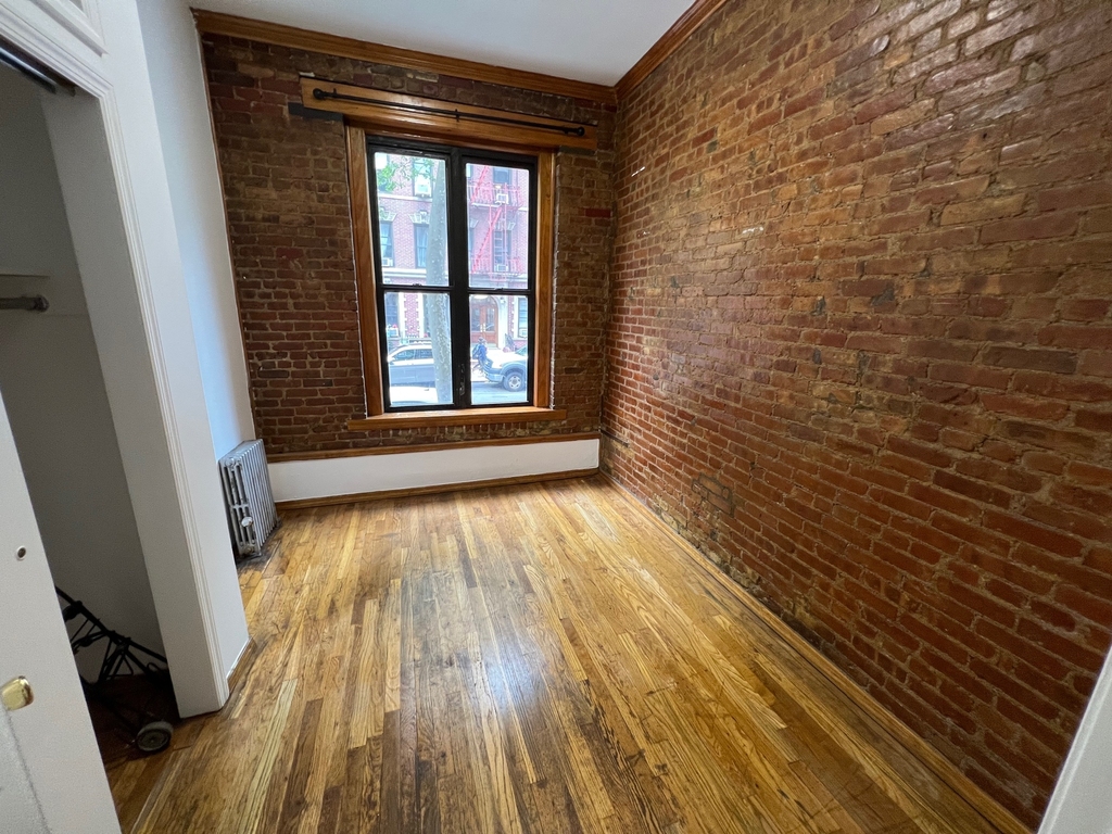 438 East 75th Street - Photo 0