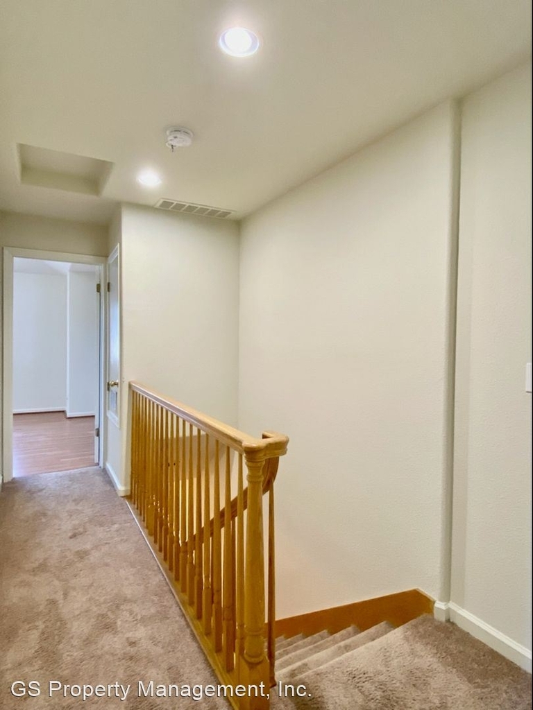 970 Wisteria Terrace - Photo 11