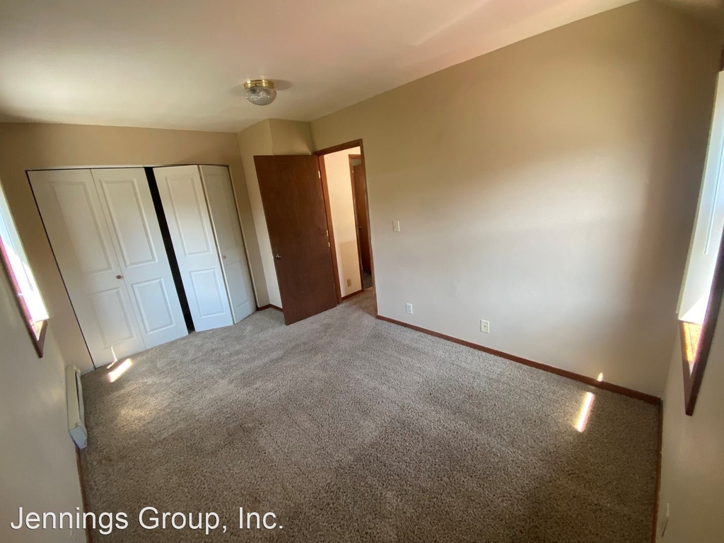 1669 Mill Street - Photo 2