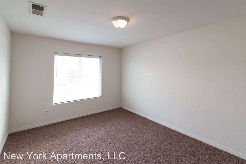 New York Apartments, Llc 25915 Cornell Street, #108 - Photo 12