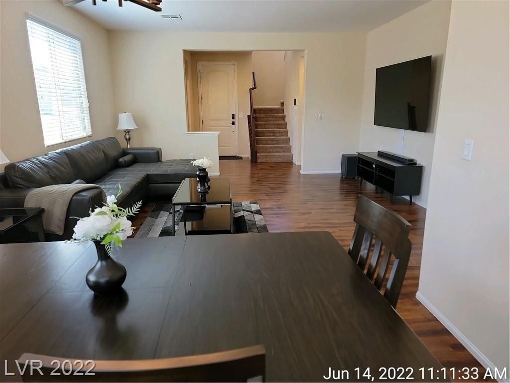 9578 Abbey Pond Avenue - Photo 6