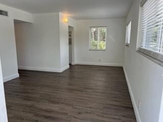 825 Ne 6th Street - Photo 2