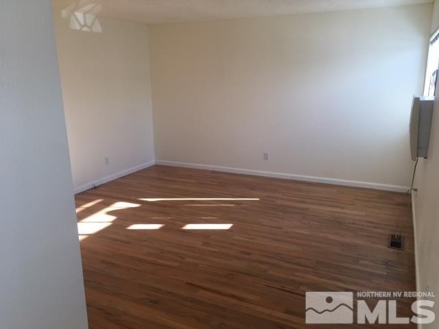 1430 Doric Dr - Photo 3