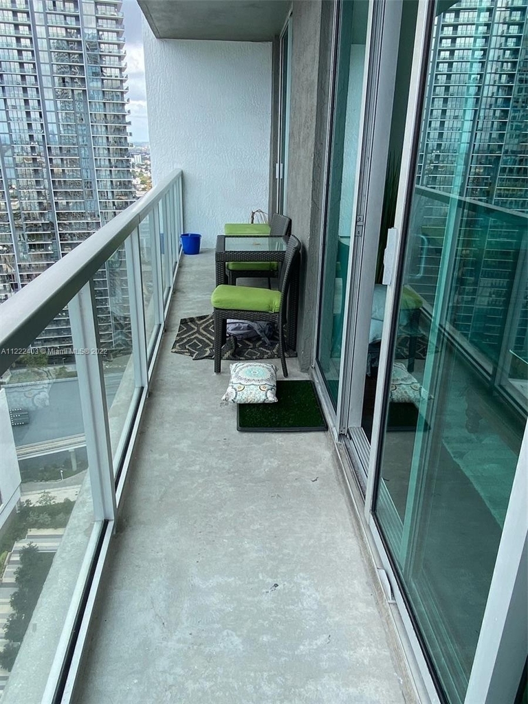 500 Brickell Ave - Photo 12