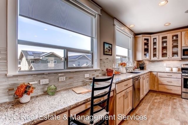 4953 Valentia Street - Photo 2