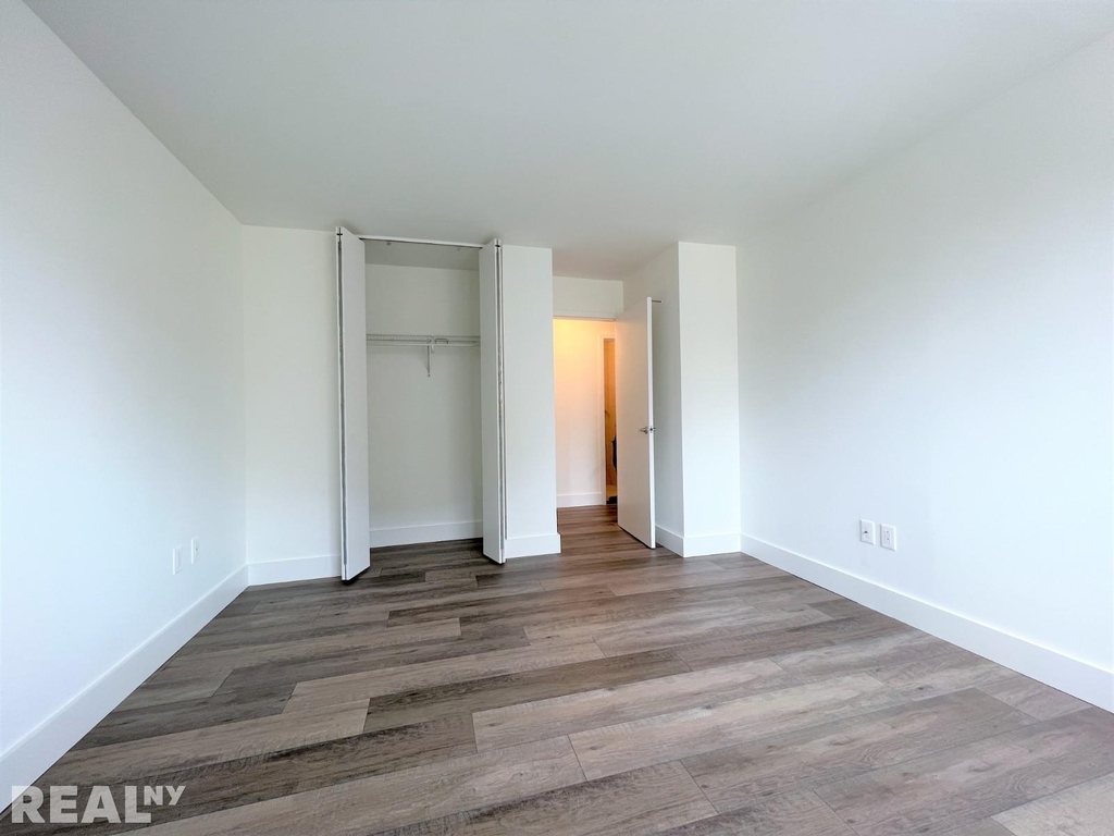 490 2nd Avenue - Photo 9