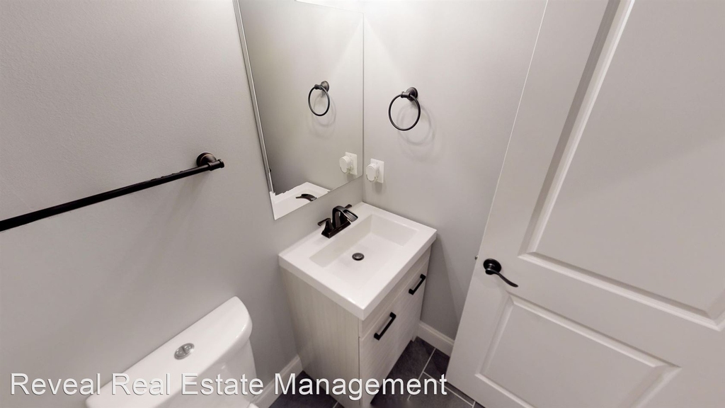 3001 Hudson Street - Photo 29