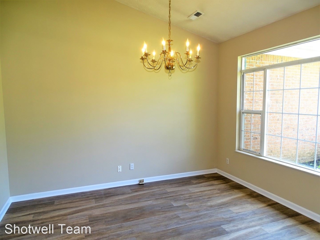 8518 Lawnpark Drive - Photo 5