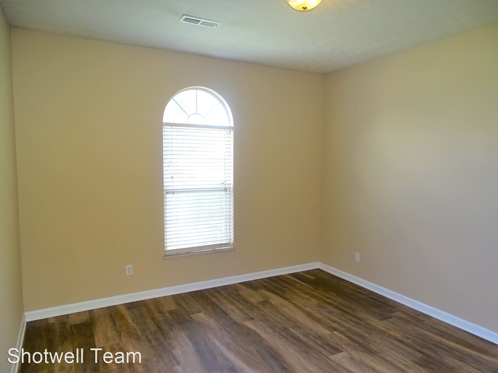 8518 Lawnpark Drive - Photo 9