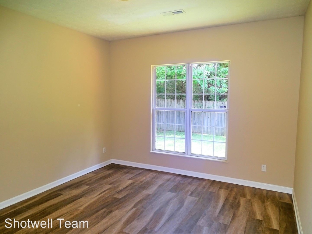 8518 Lawnpark Drive - Photo 11