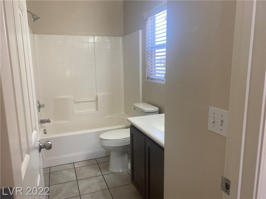 8040 Baldy Mountain Avenue - Photo 12