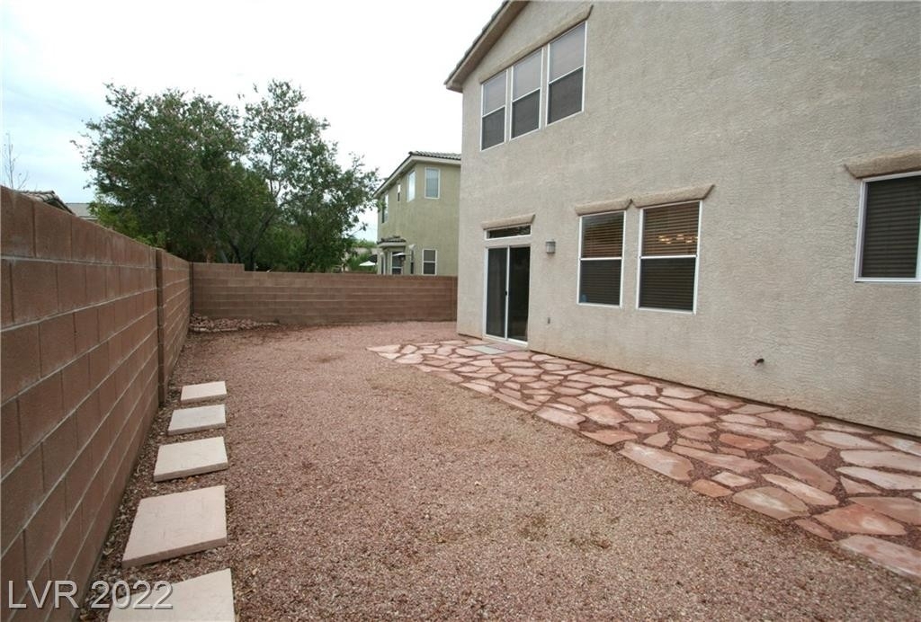 10764 Valencia Hills Street - Photo 42