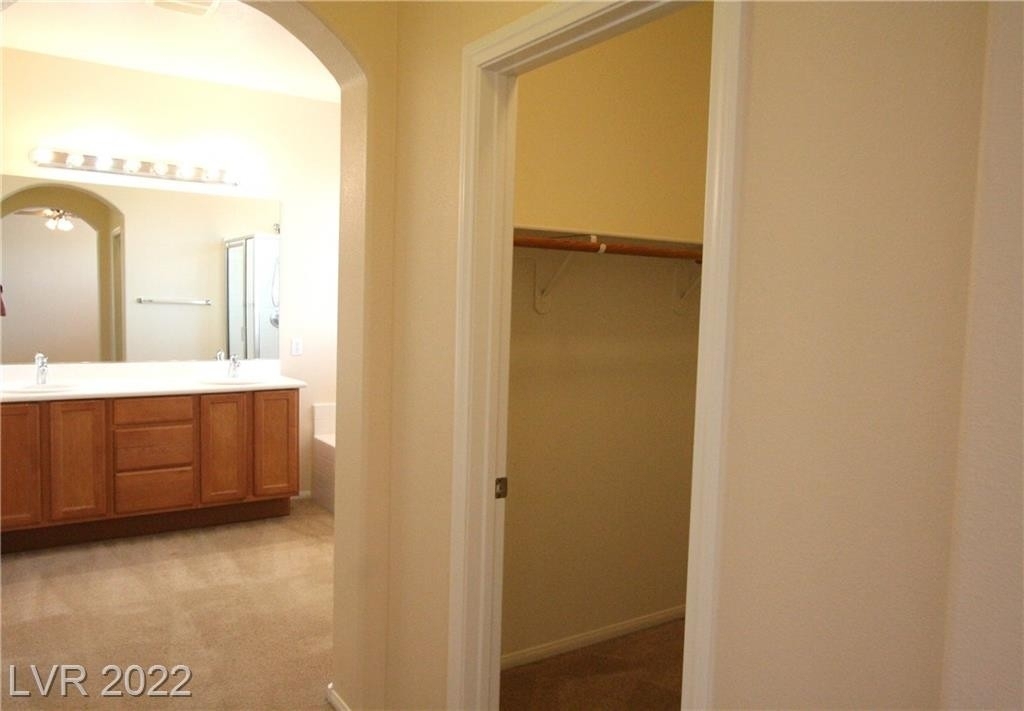 10764 Valencia Hills Street - Photo 21