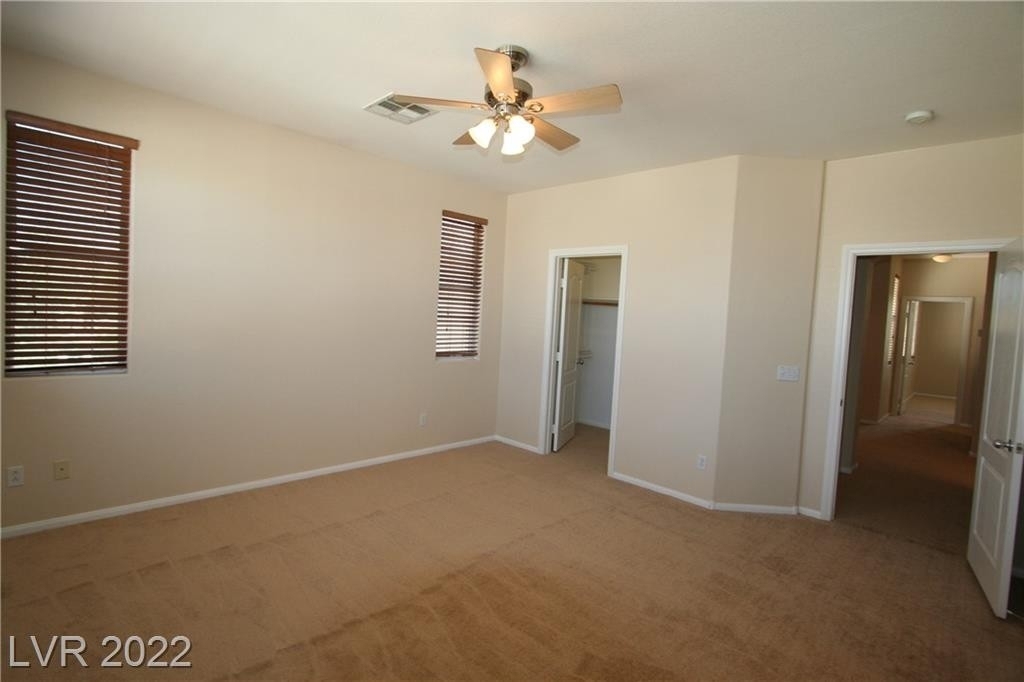 10764 Valencia Hills Street - Photo 16