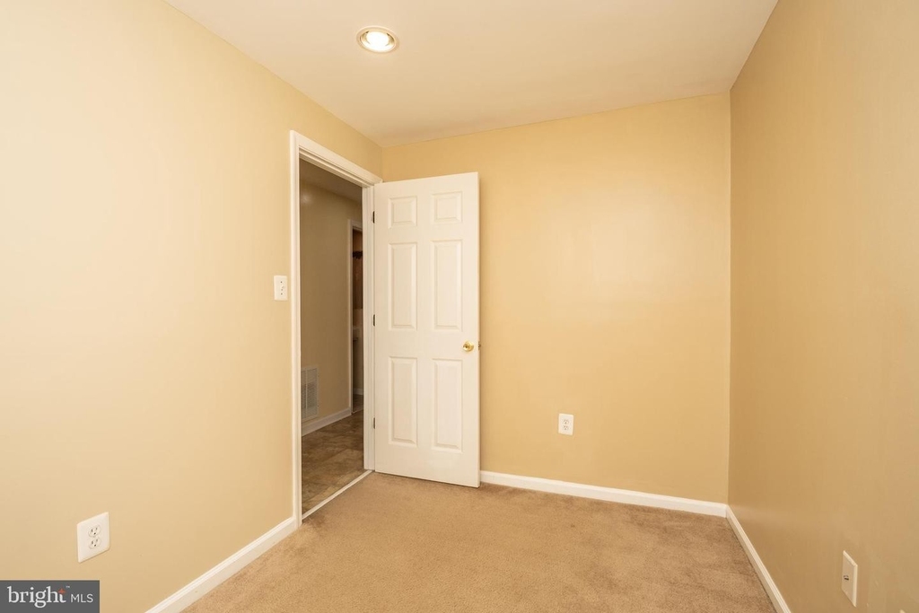 3033 White Birch Ct - Photo 29