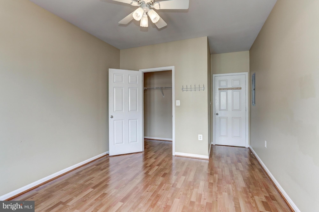 5106 Travis Edward Way - Photo 13