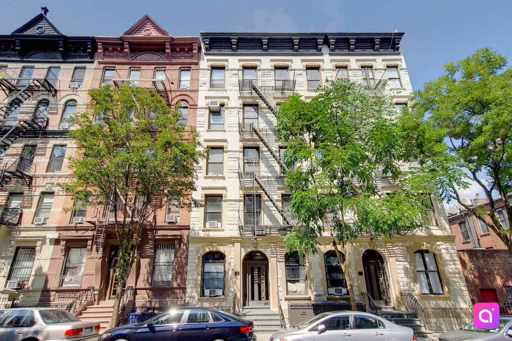 55 West 105th St - Photo 8