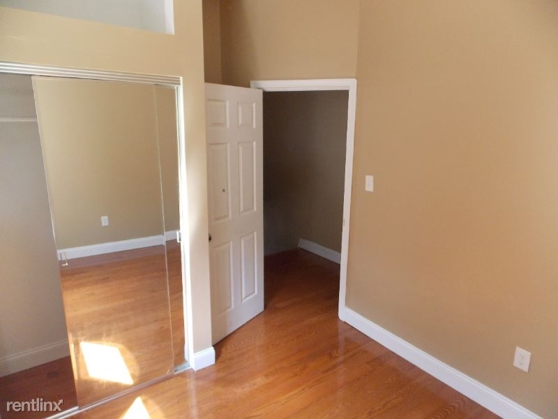 5324 Haverford Ave Unit 2 - Photo 4