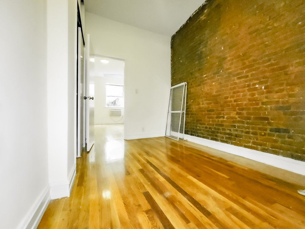 428 East 81st Street - Photo 3